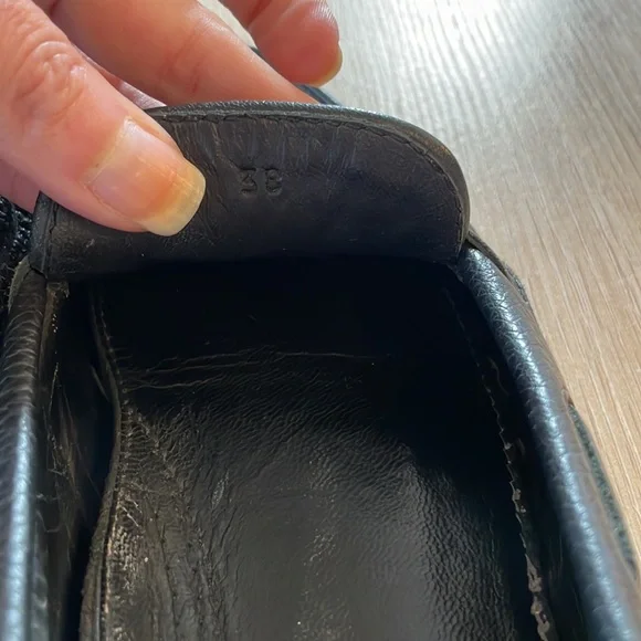 Bottega Veneta Intrecciato Black Leather Loafers - 38 - Picture 8 of 10